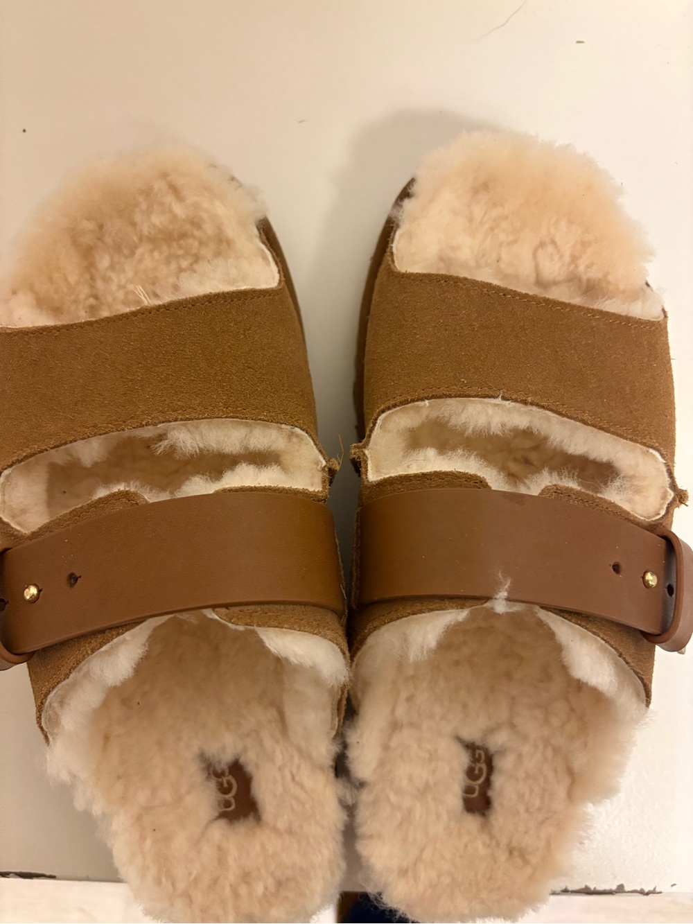 UGG Women's Chestnut Shearling Buckle Mules